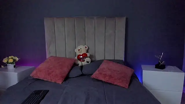 Madisson_Jenner Chatroom