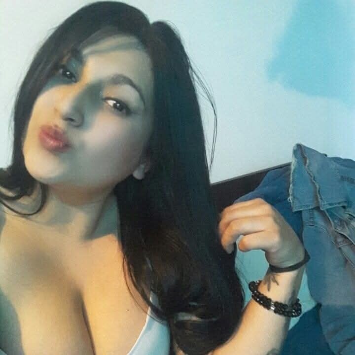 Magenta_Moon Chatroom