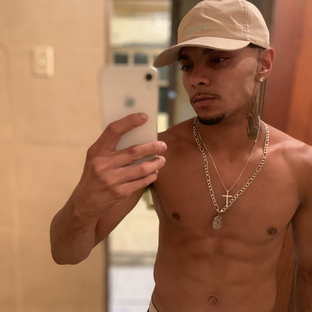 Magrinhoo051 Chatroom