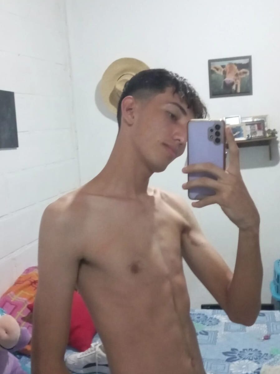 Maikol_Ortiz19 Chatroom