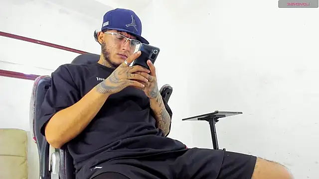 Malamenhott_Dirty666 Chatroom