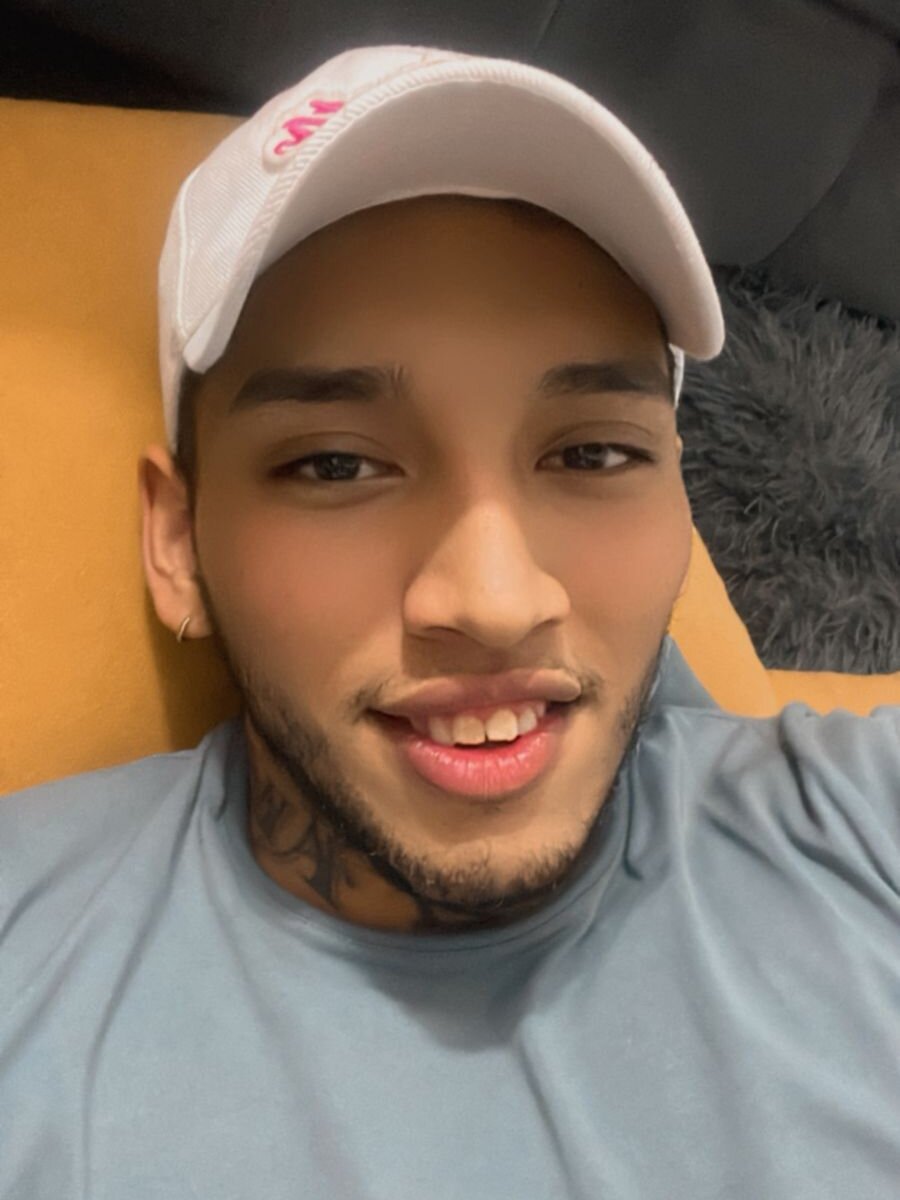 MalikZZain Chatroom