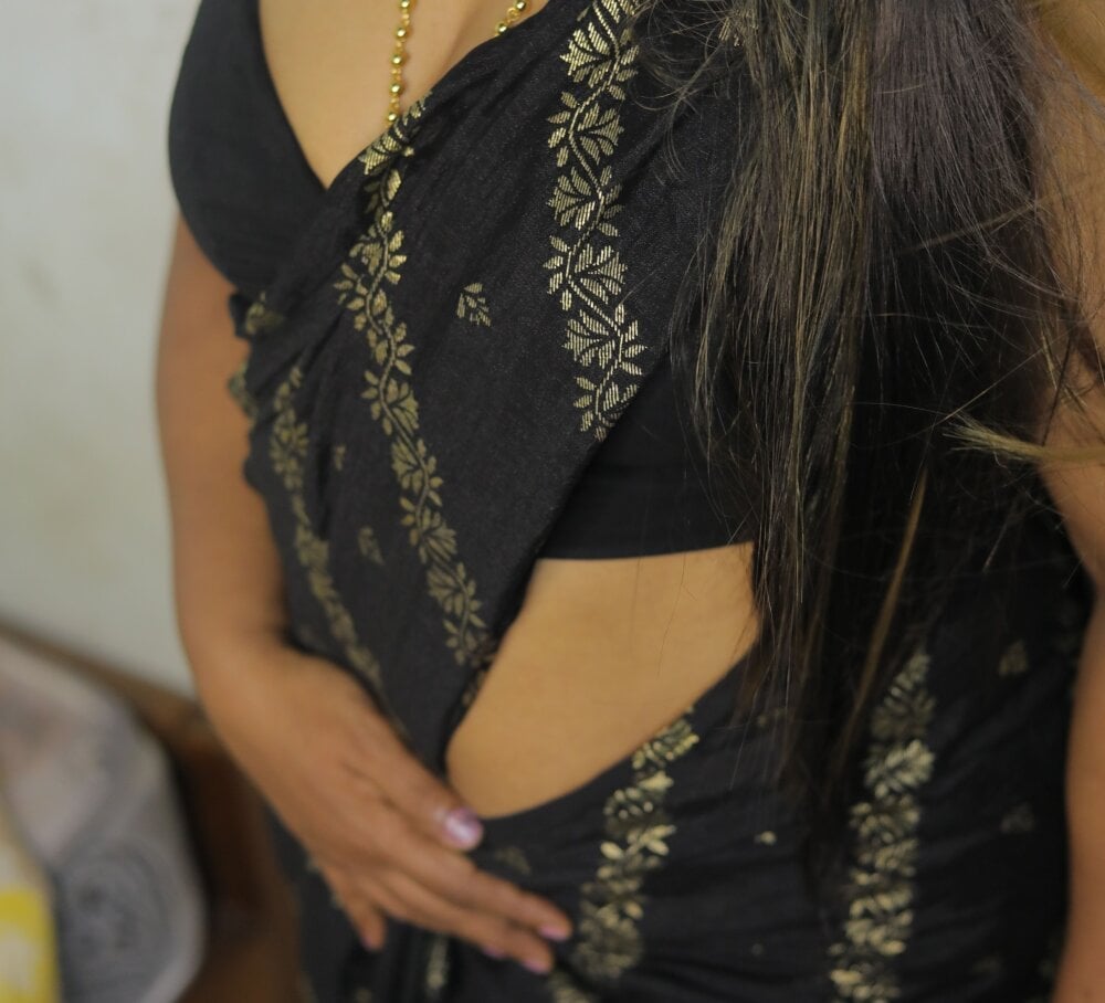 Mallu_Manisha Chatroom