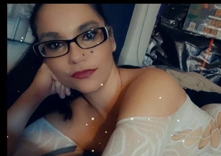 MamaBee88 Chatroom