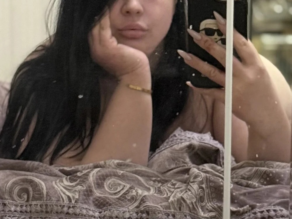 Mami_mari Chatroom