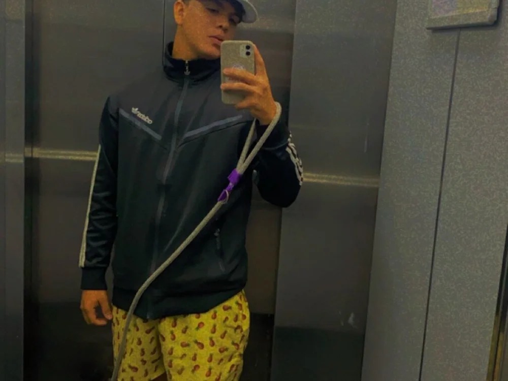 ManDick12443 Chatroom