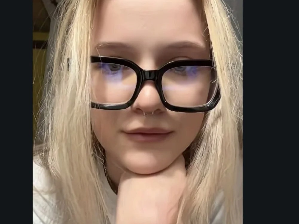 MandiKnife Chatroom