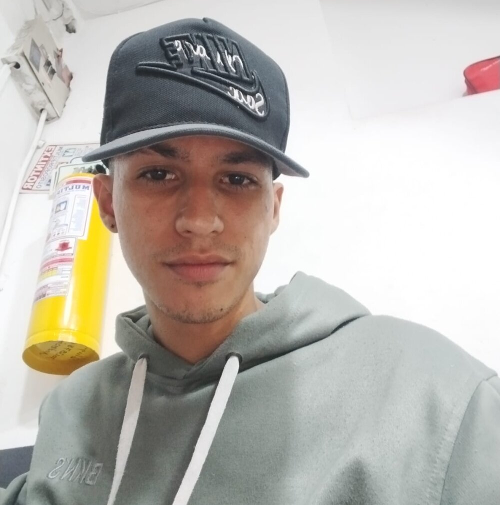 Marcus_Jeron Chatroom