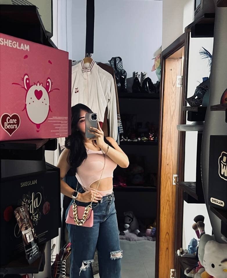 MarcyGionson Chatroom