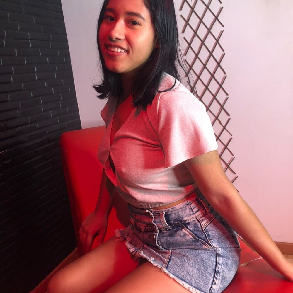 MargarethGarcia Chatroom