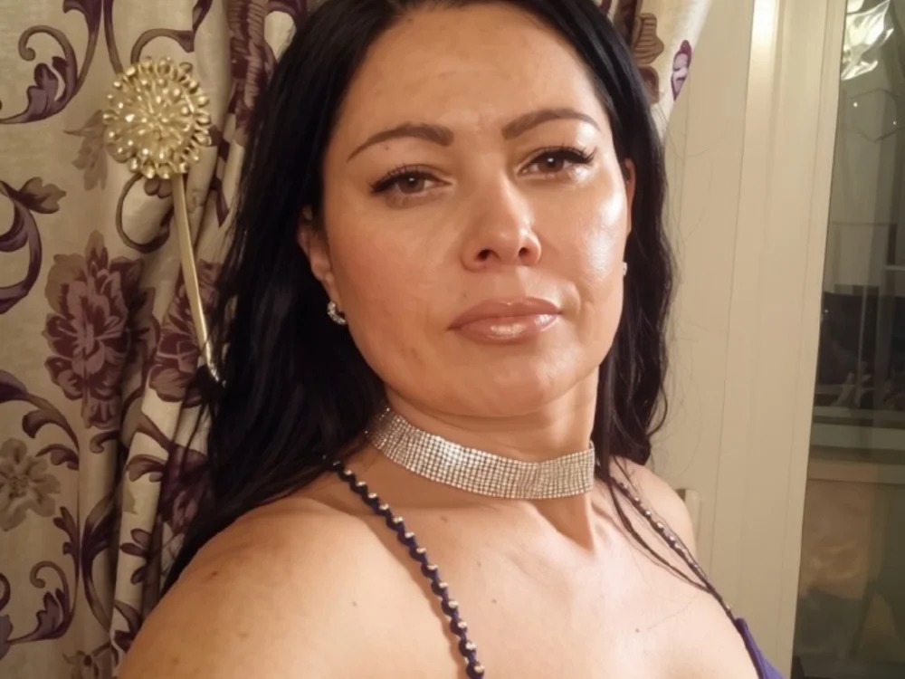 Maria_Howard Chatroom