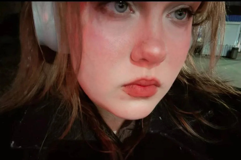 Mariaa_Meow Chatroom