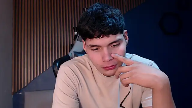 MarkGarciia Chatroom