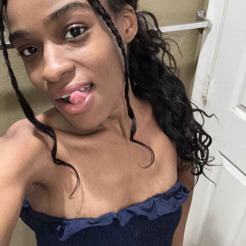 Marlowlovee Chatroom