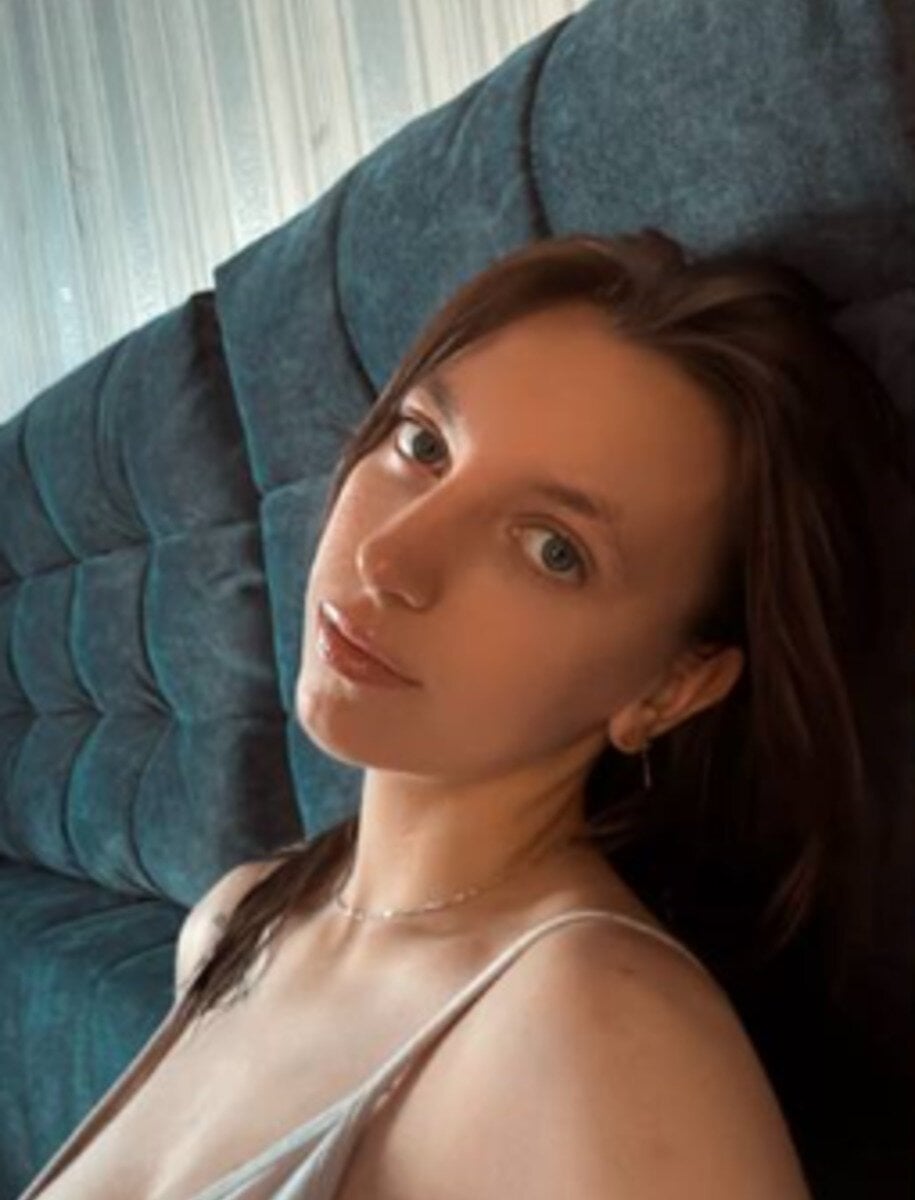 MaryannWeigman Chatroom