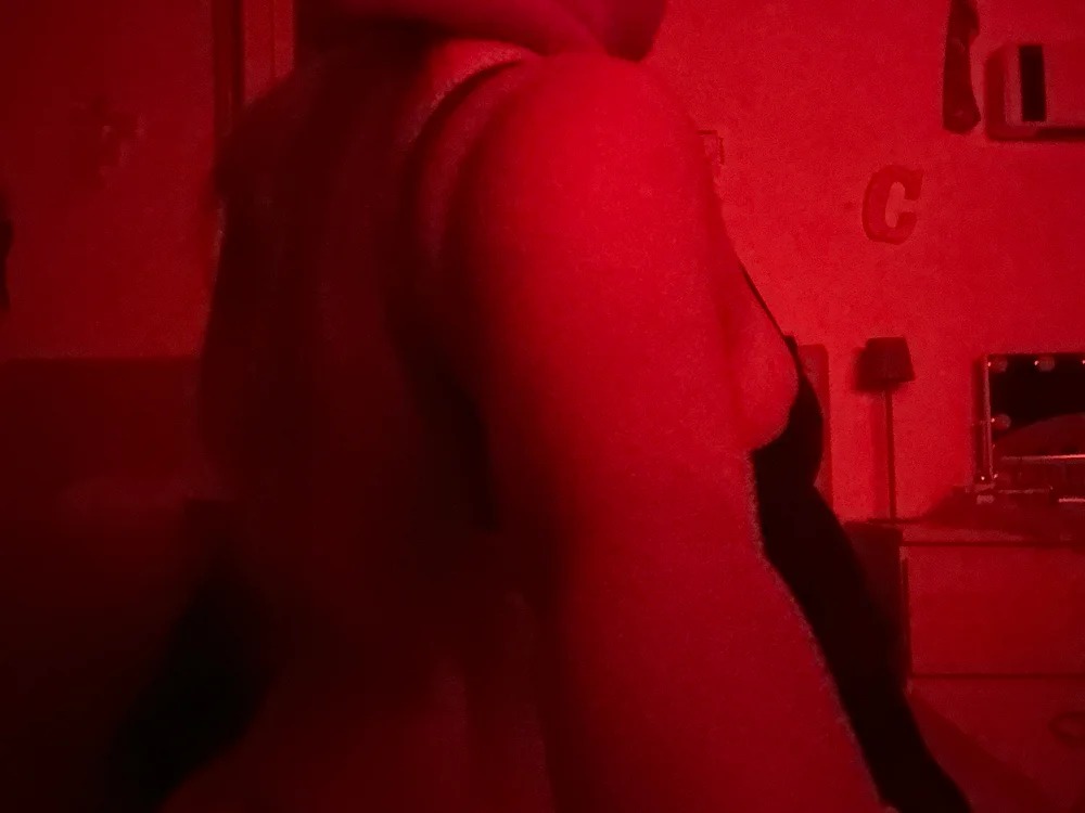 Masked_secrets69 Chatroom