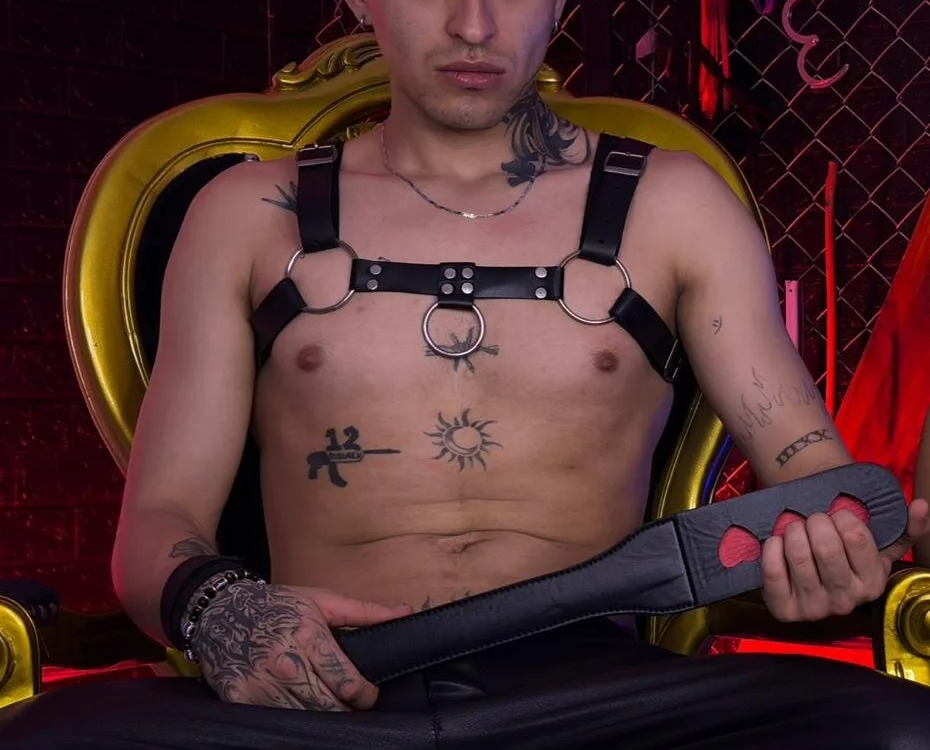 Master_Ares_BDSM Chatroom