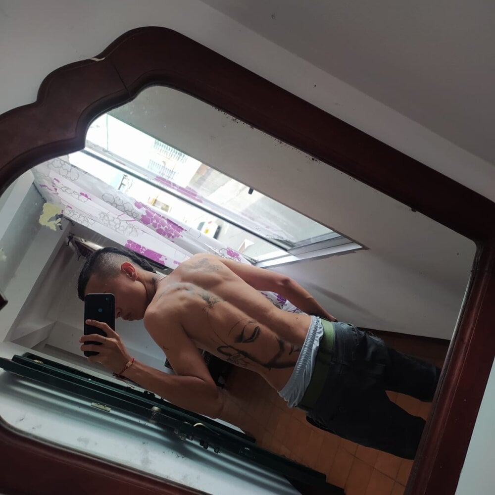 MatiasMuller__ Chatroom