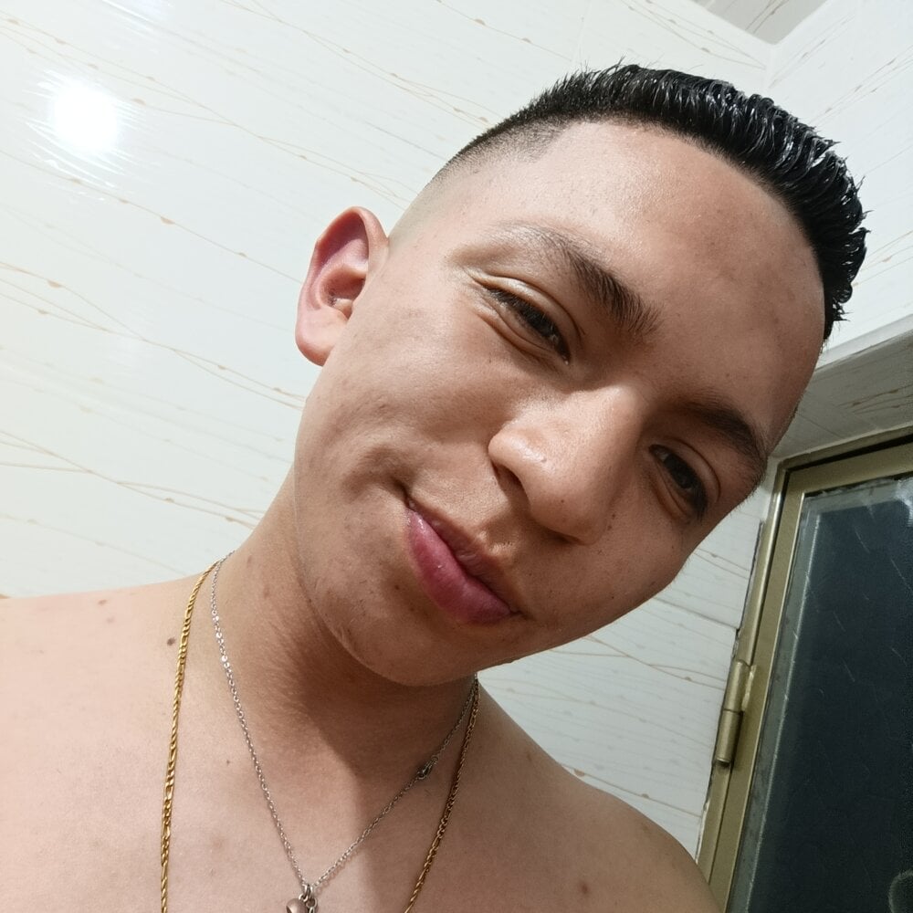 Max_463111 Chatroom