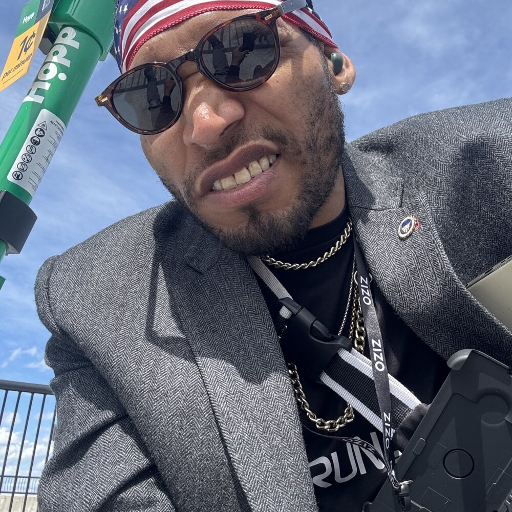 MaxdaBesttime Chatroom