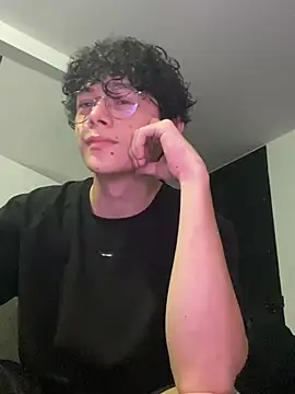 Maximiliano_7 Chatroom