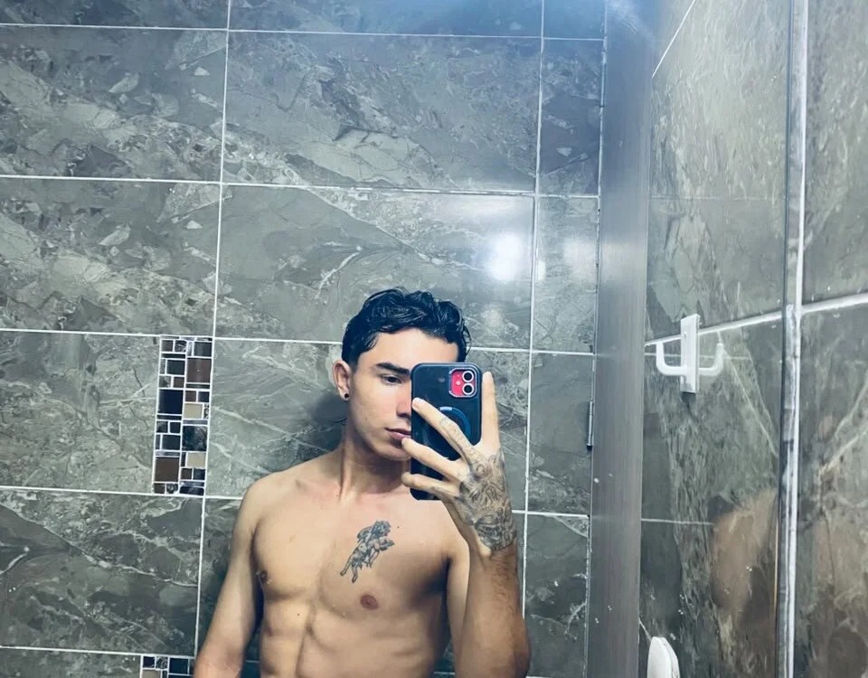 MaximumSteel_ Chatroom
