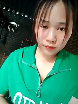 MayLo002 Chatroom