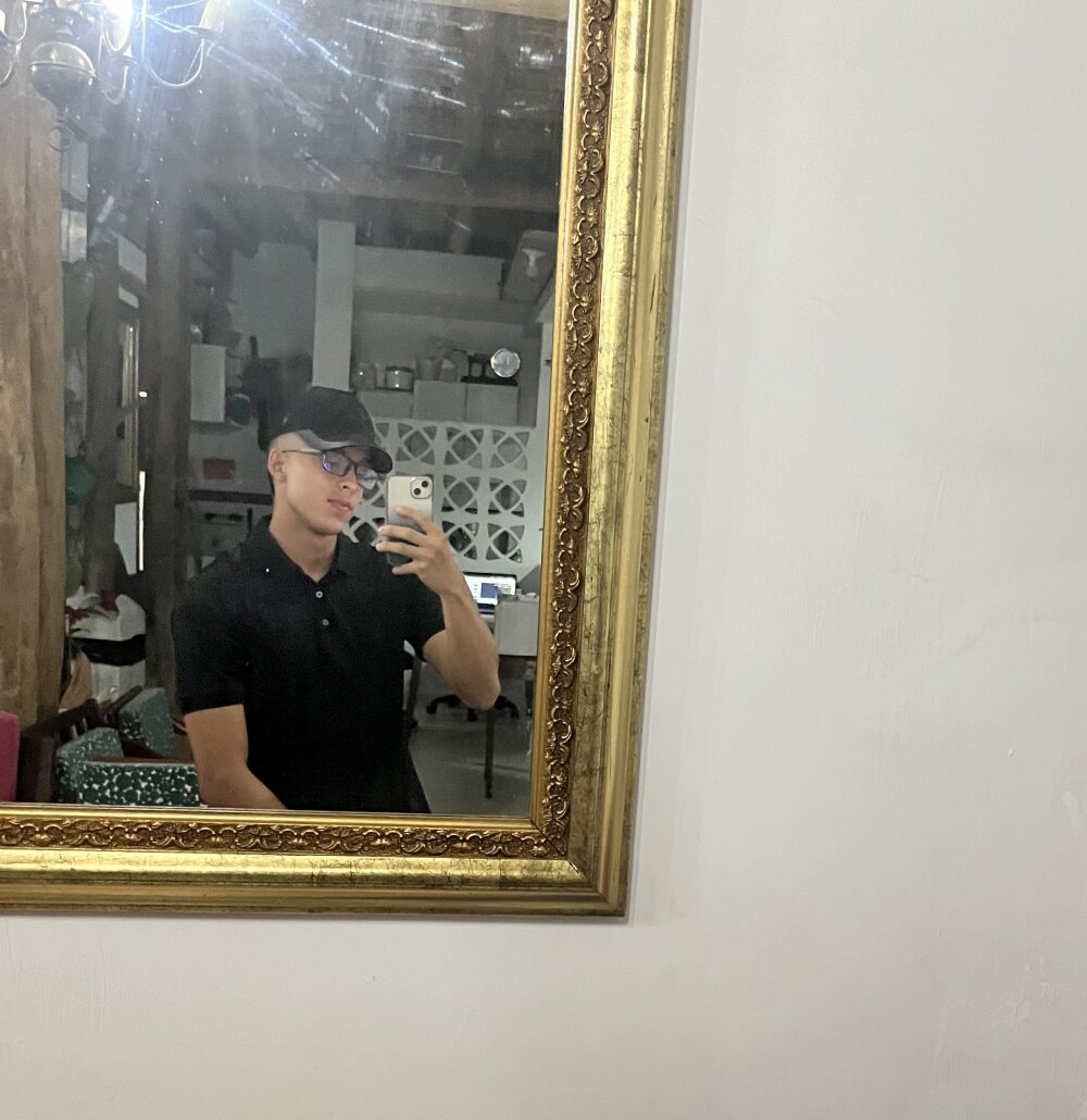 May_Blackx Chatroom