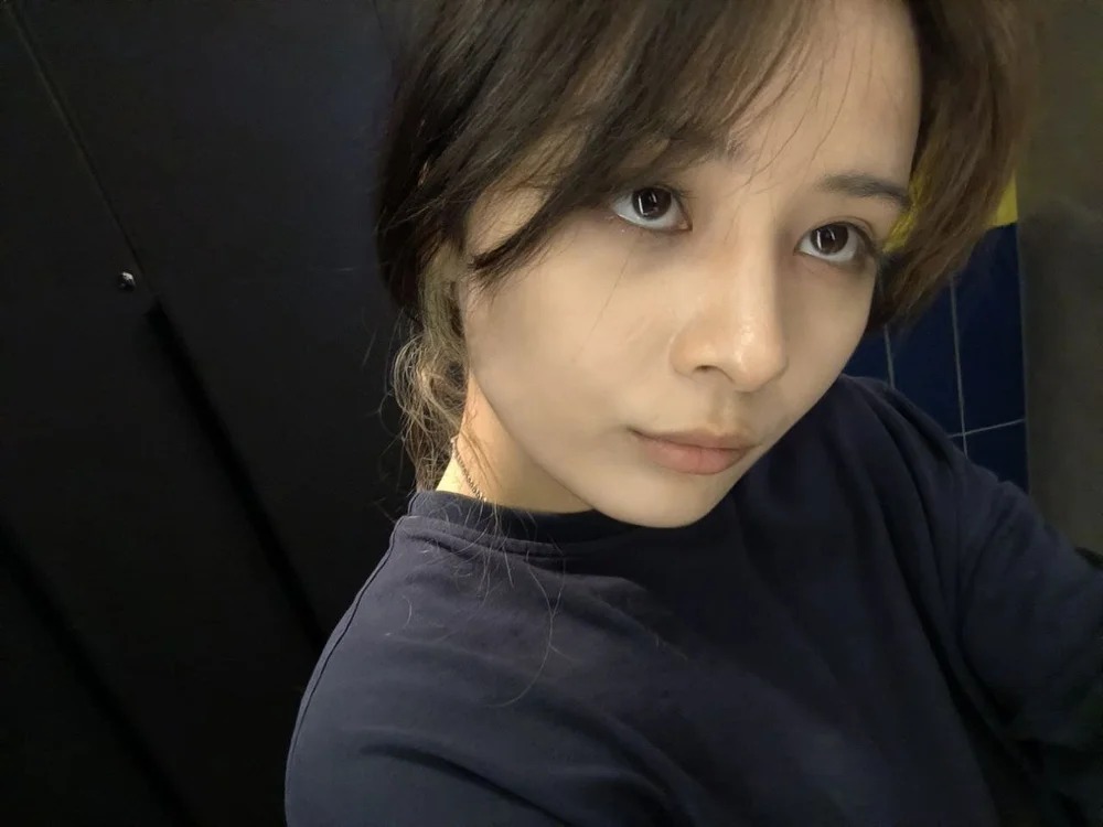 May_Ling Chatroom