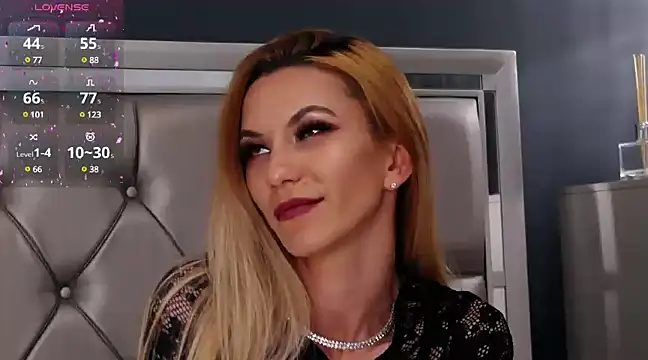 MayaHale Chatroom