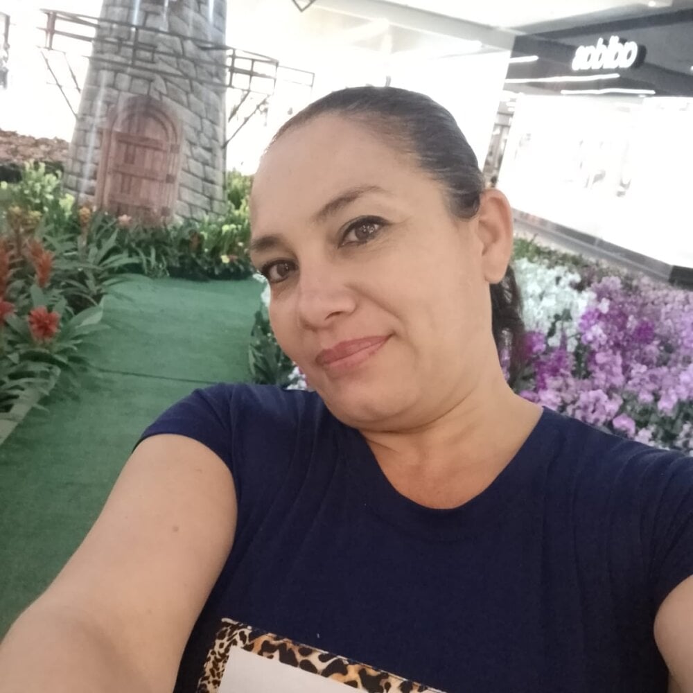 MayaHavertz Chatroom