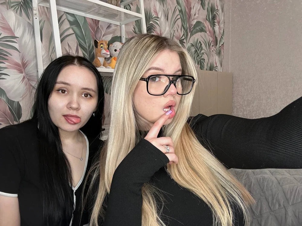 MaybelleMifflin Chatroom