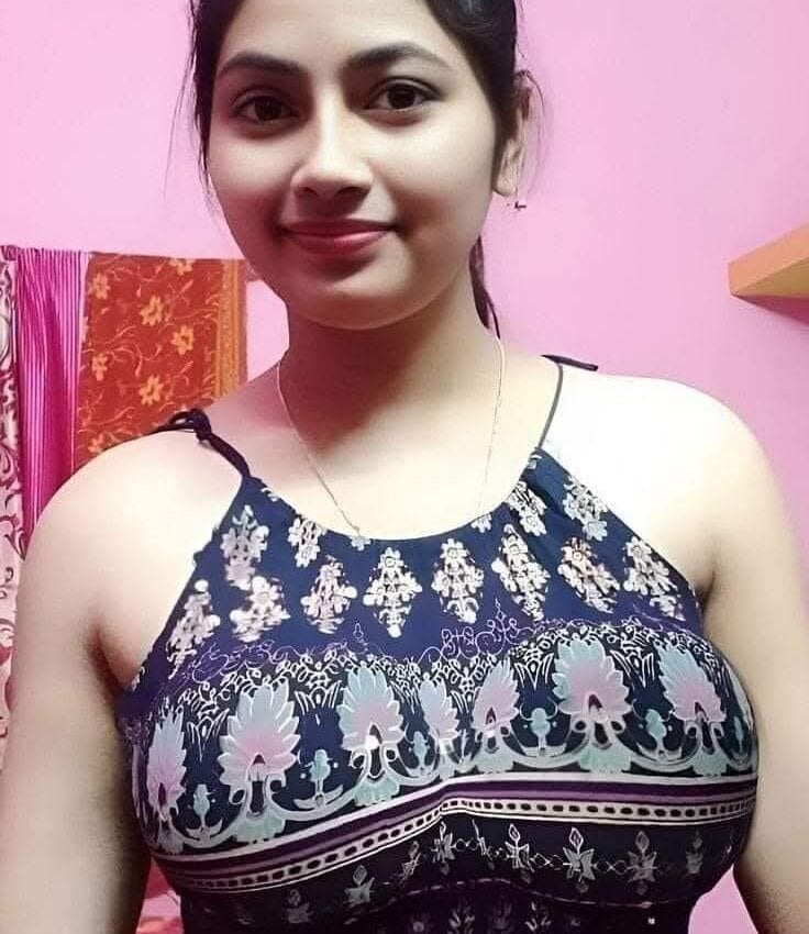 Meena_Sharma12 Chatroom