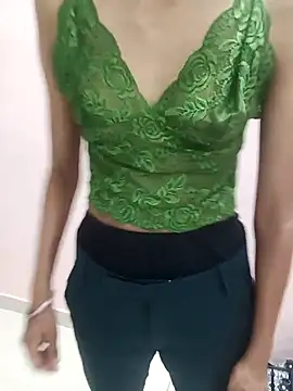 Meenaksi-singh Chatroom