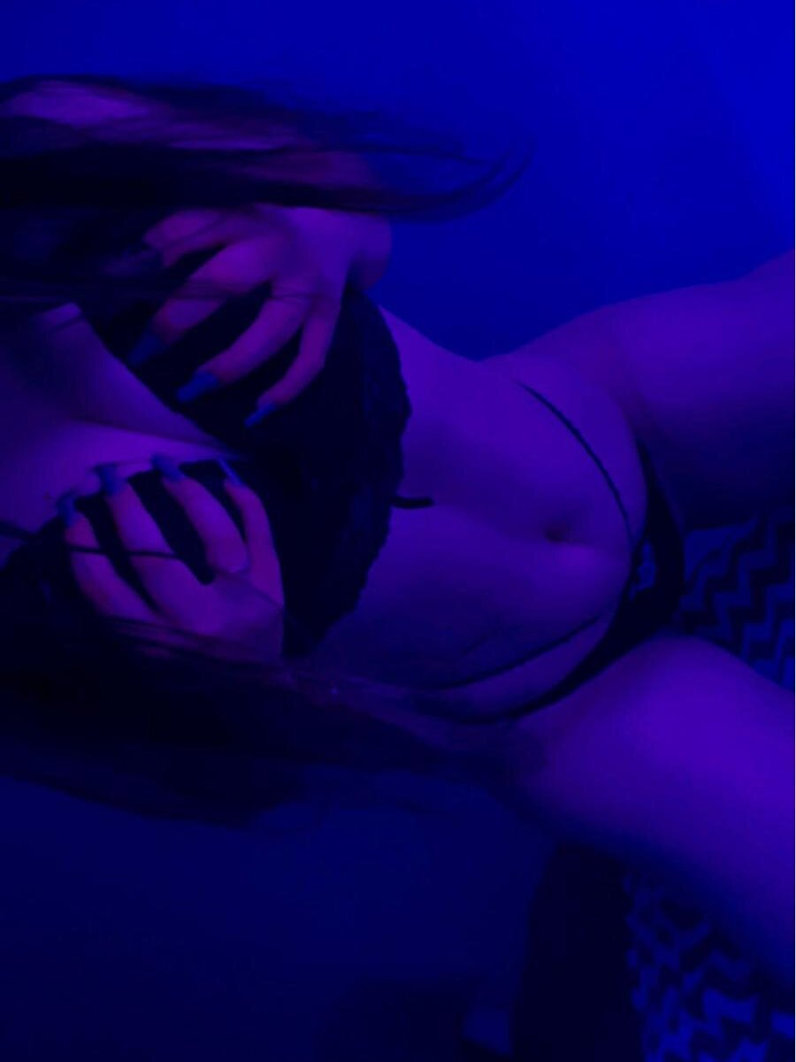 MeganFoxxi Chatroom