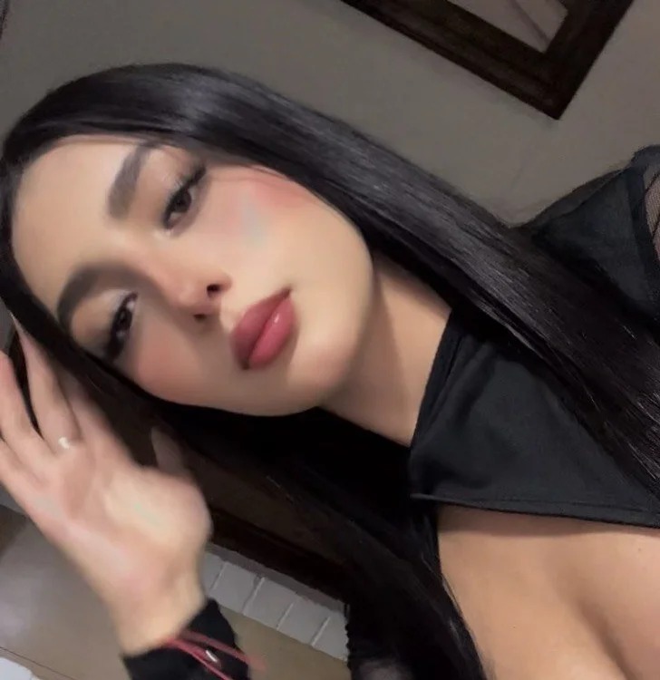 MeganGrace_ Chatroom