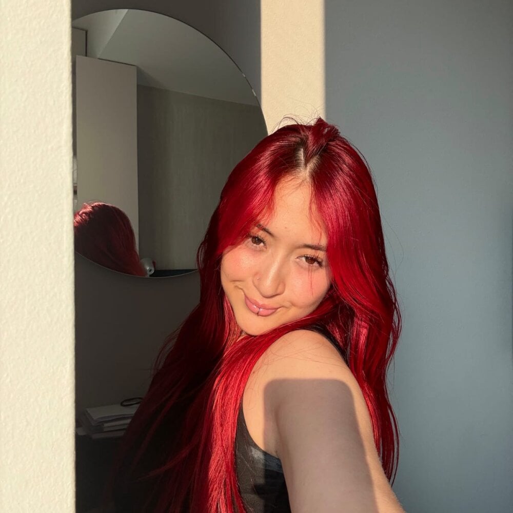 Megan__Honey Chatroom