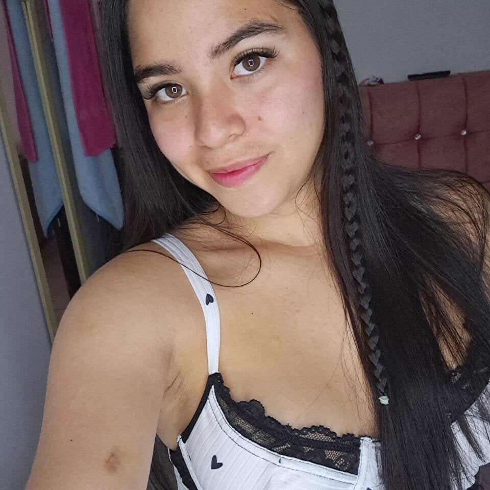 Melanie_hillz Chatroom