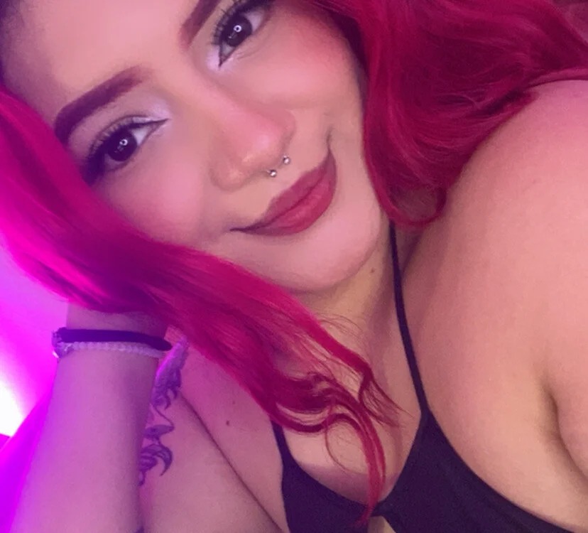 MelannyCurvy Chatroom
