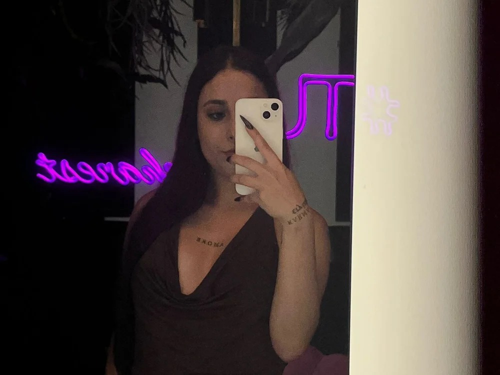 MelisaAmore Chatroom