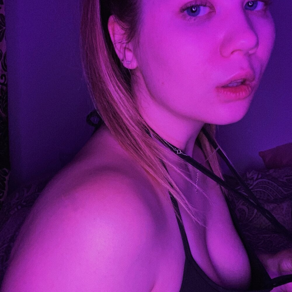 MellDawn Chatroom