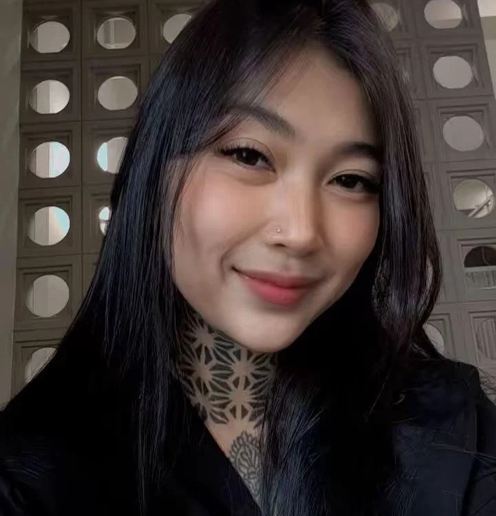 MelonyRizzolo Chatroom