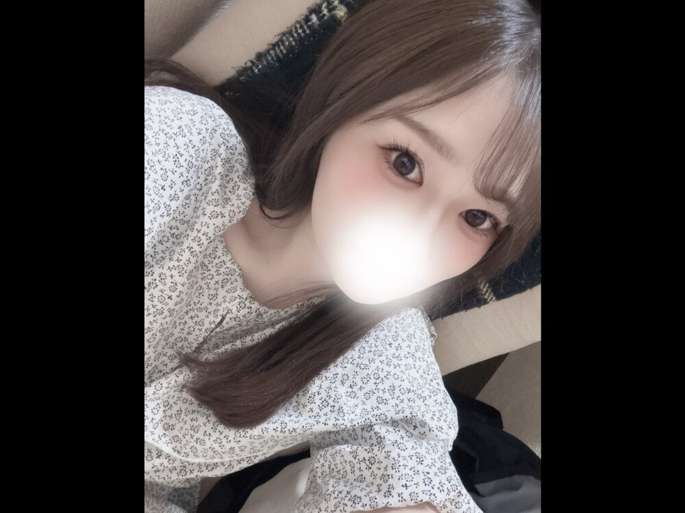 MiKA_145cm Chatroom