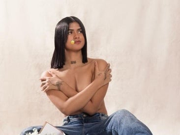 mia-medina