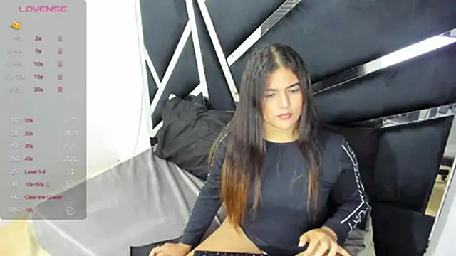 Mia-ht Chatroom