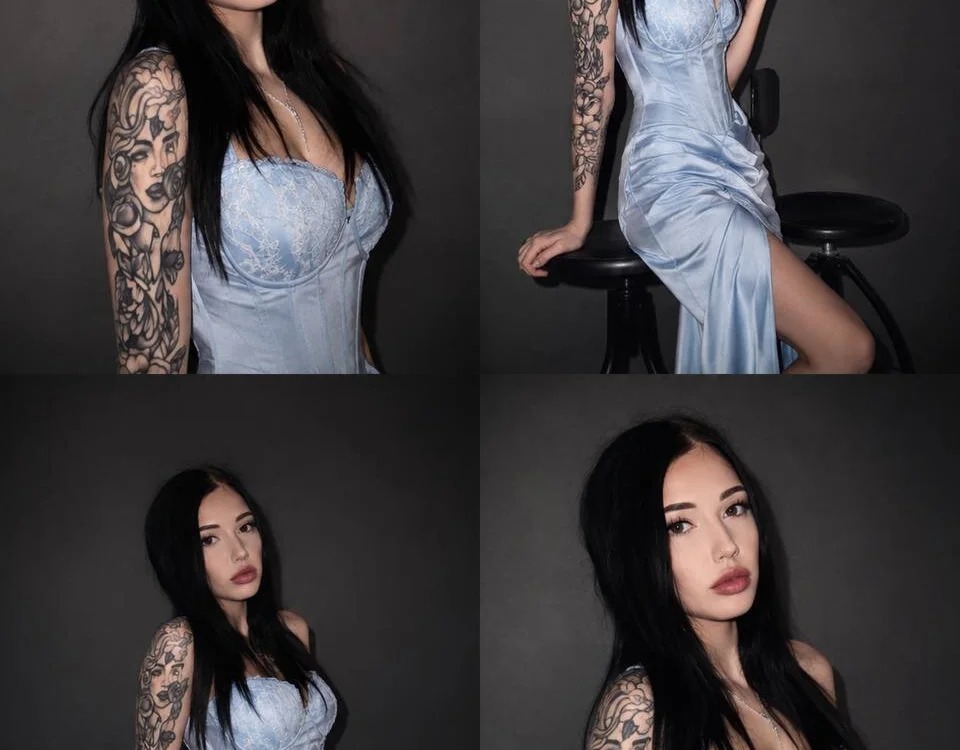 MiaRhoades Chatroom