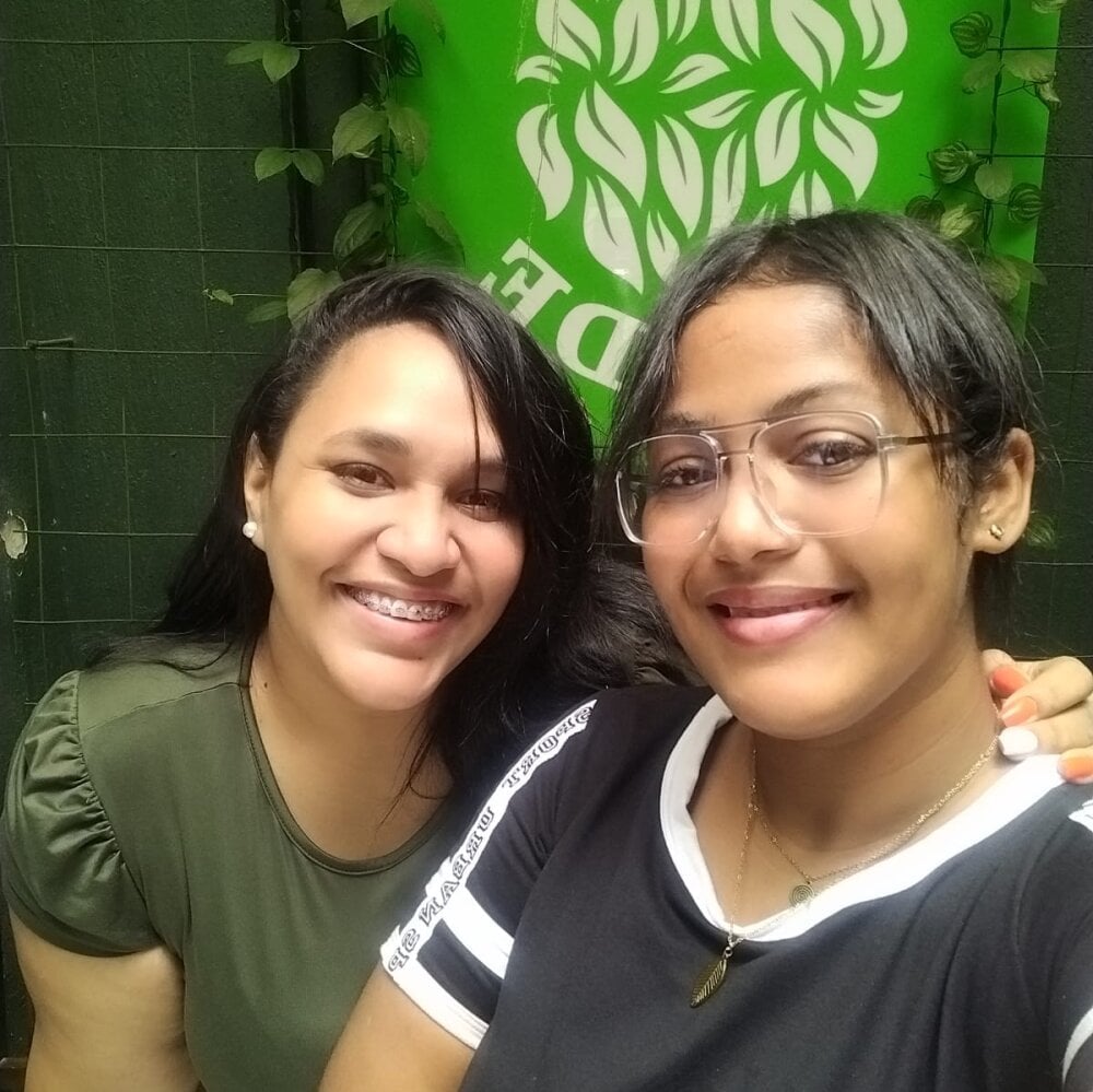 Mia_Adell_11 Chatroom