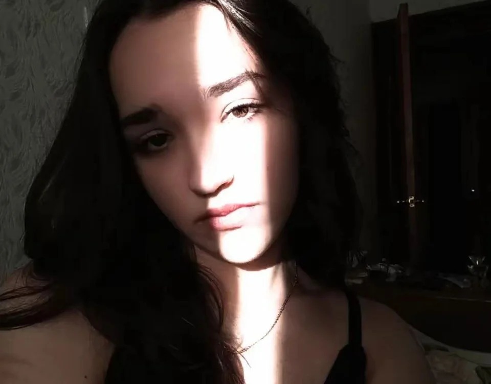 Mia_Ellis Chatroom