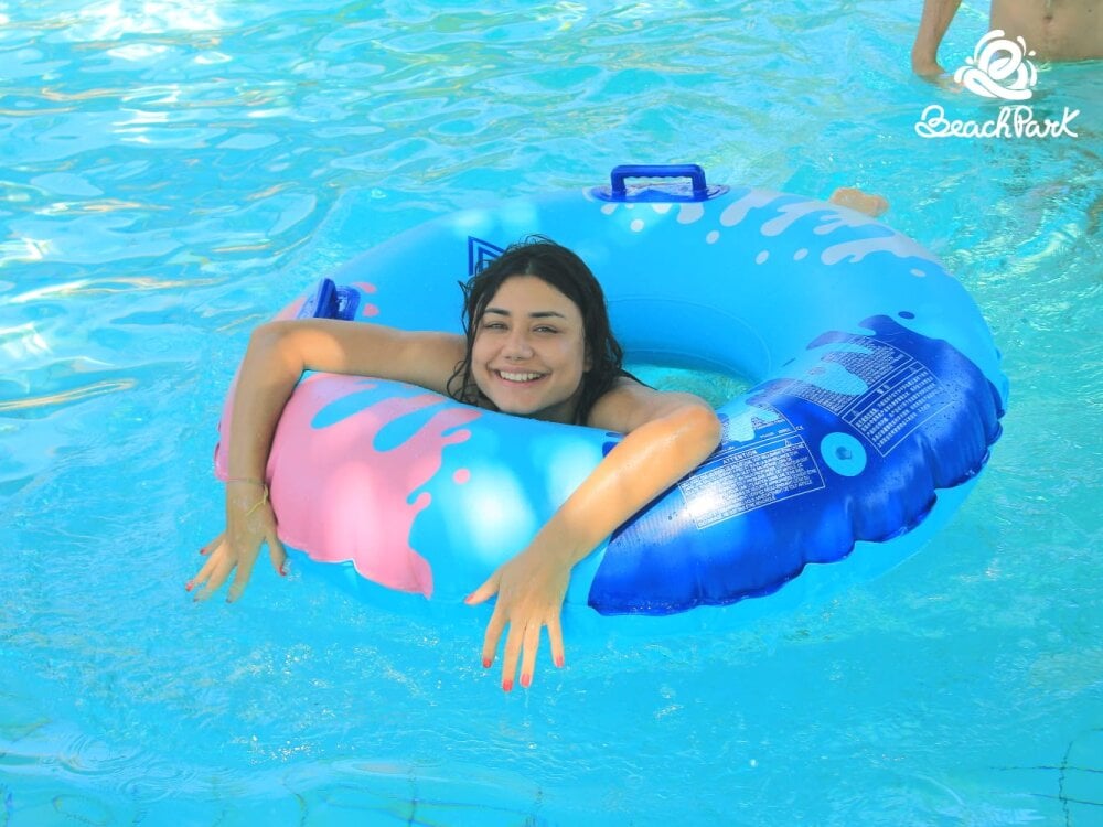 Mia_Janaina Chatroom