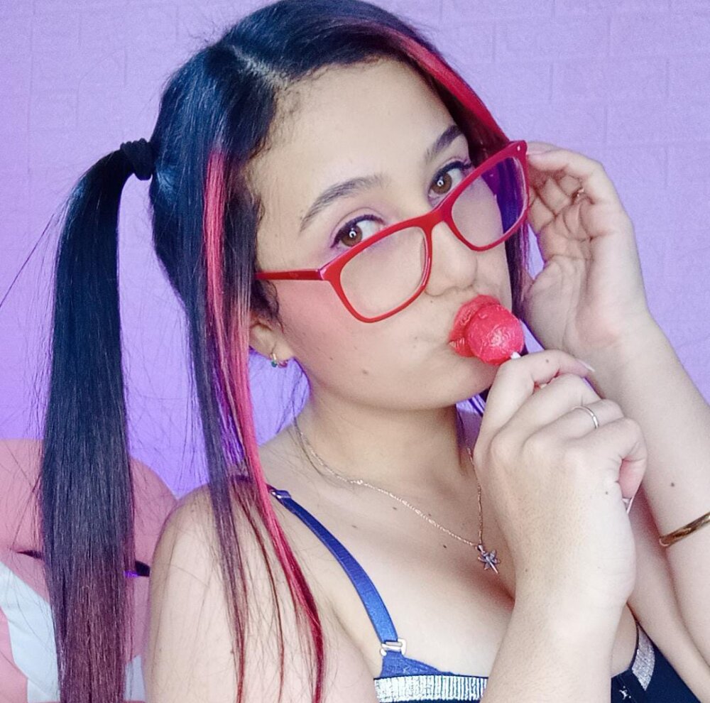 Mia_Scarleth_ Chatroom